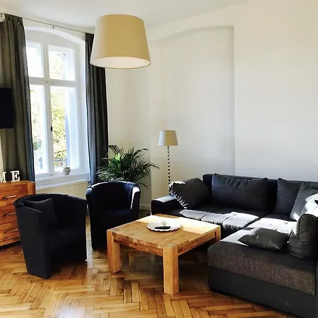 Dein Gutshof-ferienwohnung * غورليتز