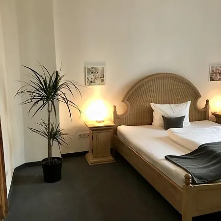 Dein Gutshof-ferienwohnung شقة *